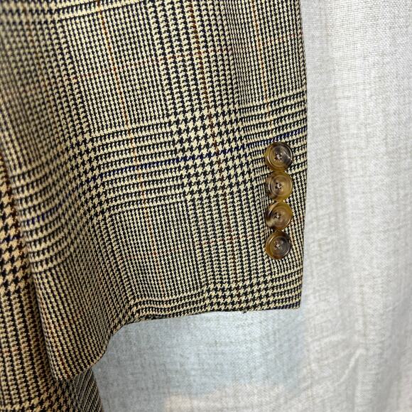 Hickey Freeman Silk and Wool Blazer Men's 40R Tan and Black Houndstooth - Picture 3 of 9